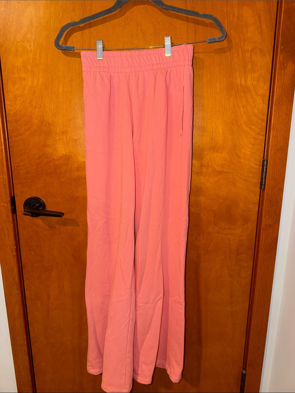 Women’s Coral Pink Sweatpants